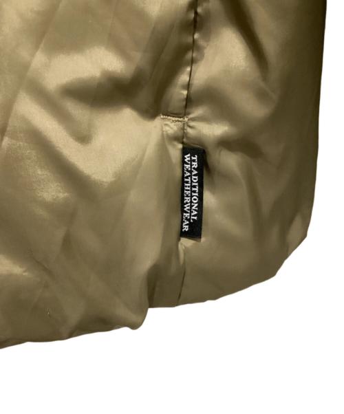 Traditional Weatherwear（トラディショナルウェザーウェア）Traditional Weatherwear (トラディショナルウェザーウェア) HASELEY DOWN PACKABLE ベージュ サイズ:36の古着・服飾アイテム