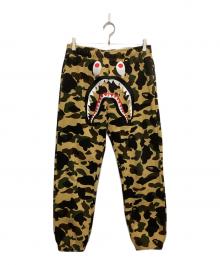 A BATHING APE（ア ベイシング エイプ）の古着「1st Camo Sweat Pants」｜カーキ