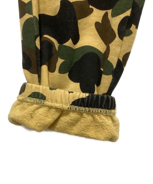 A BATHING APE（ア ベイシング エイプ）A BATHING APE (ア ベイシング エイプ) 1st Camo Sweat Pants カーキ サイズ:Mの古着・服飾アイテム