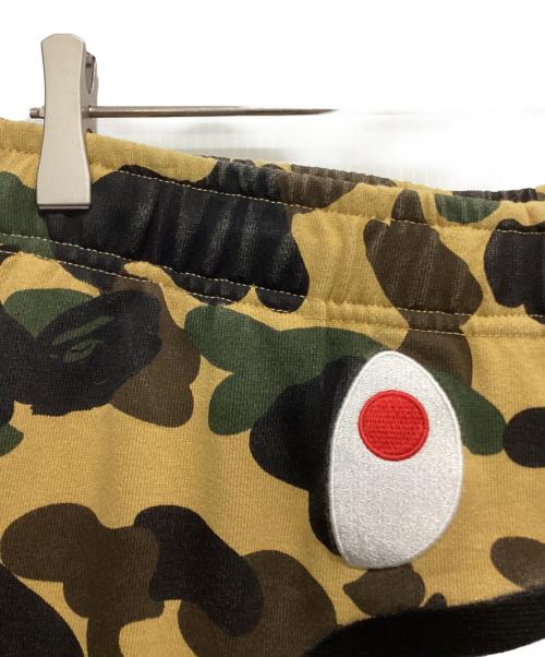 A BATHING APE（ア ベイシング エイプ）A BATHING APE (ア ベイシング エイプ) 1st Camo Sweat Pants カーキ サイズ:Mの古着・服飾アイテム