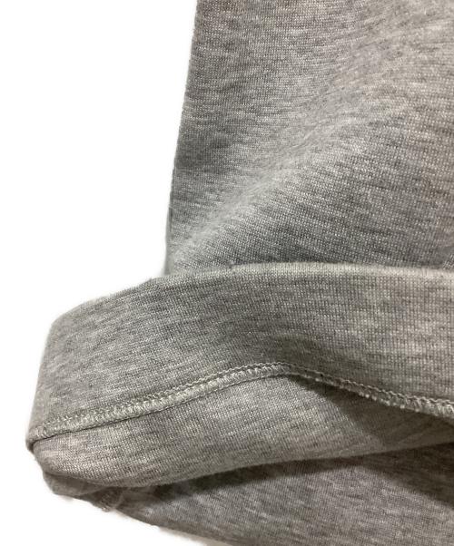 PRADA（プラダ）PRADA (プラダ) バナナロゴスウェットTシャツ グレー サイズ:Mの古着・服飾アイテム