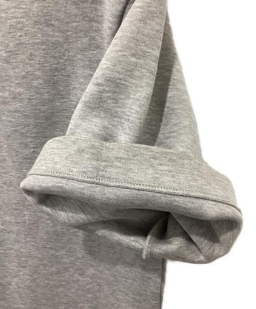 PRADA（プラダ）PRADA (プラダ) バナナロゴスウェットTシャツ グレー サイズ:Mの古着・服飾アイテム