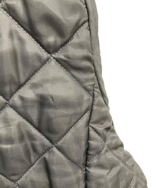 LAVENHAM（ラベンハム）LAVENHAM (ラベンハム) キルティングコート グレー サイズ:48の古着・服飾アイテム