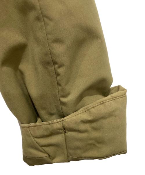 DESCENTE ALLTERRAIN（デザイント オルテライン）DESCENTE ALLTERRAIN (デザイント オルテライン) VARIANTダウンジャケット カーキ サイズ:Mの古着・服飾アイテム