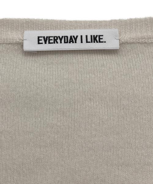 EVERYDAY I LIKE.（エヴリデイ アイ ライク）EVERYDAY I LIKE. (エヴリデイ アイ ライク) ニットカーディガン アイボリー サイズ:Fの古着・服飾アイテム