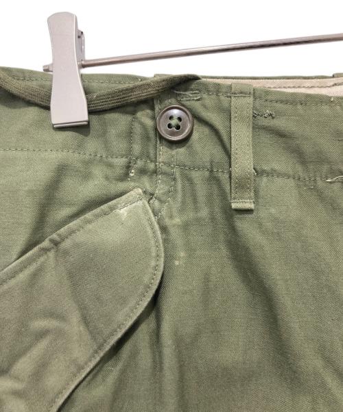US ARMY（ユーエスアーミー）US ARMY (ユーエスアーミー) M-51カーゴパンツ / 50's カーキ サイズ:R-Mの古着・服飾アイテム