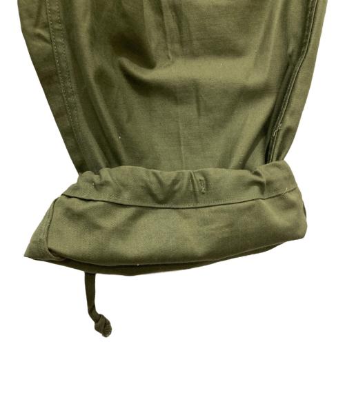 US ARMY（ユーエスアーミー）US ARMY (ユーエスアーミー) M-51カーゴパンツ / 50's カーキ サイズ:R-Mの古着・服飾アイテム