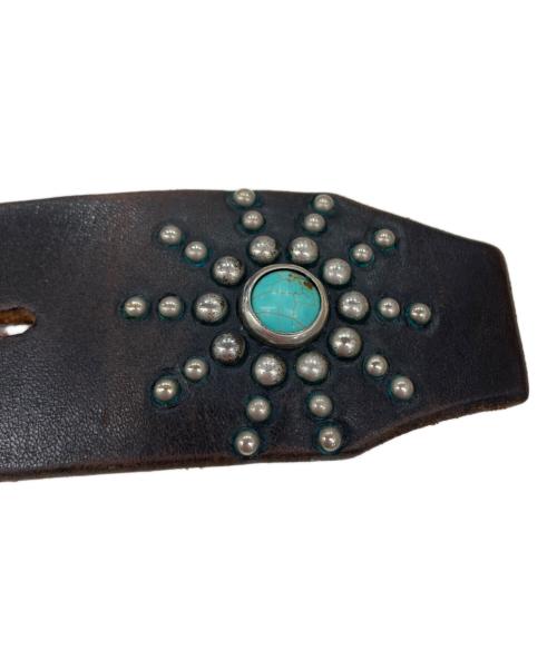 Hollywood Trading Company（ハリウッドトレーディングカンパニー）Hollywood Trading Company (ハリウッドトレーディングカンパニー) スタッズレザーベルト ブラウンの古着・服飾アイテム