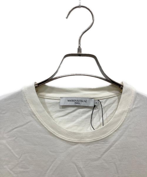 maison kitsune（メゾンキツネ）maison kitsune (メゾンキツネ) ダブルフォックスヘッド パッチ クラシック Tシャツ ホワイト サイズ:Mの古着・服飾アイテム