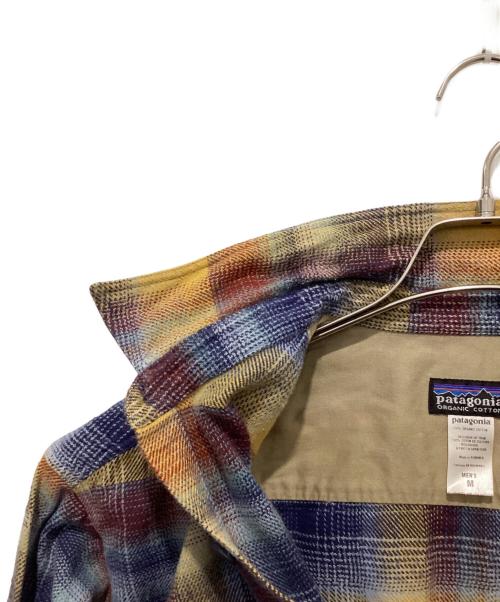 Patagonia（パタゴニア）Patagonia (パタゴニア) Fjord Flannel Shirt マルチカラー サイズ:Mの古着・服飾アイテム