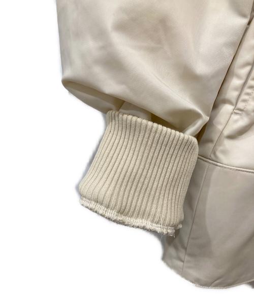 Adam et Rope（アダム エ ロペ）Adam et Rope (アダム エ ロペ) ナイロンコンビペプラムジップカーディガンブルゾン ベージュ サイズ:Freeの古着・服飾アイテム