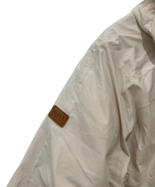 AIGLE（エーグル）AIGLE (エーグル) 透湿防水 フーデット ファーダウン ジャケット アイボリー サイズ:Mの古着・服飾アイテム