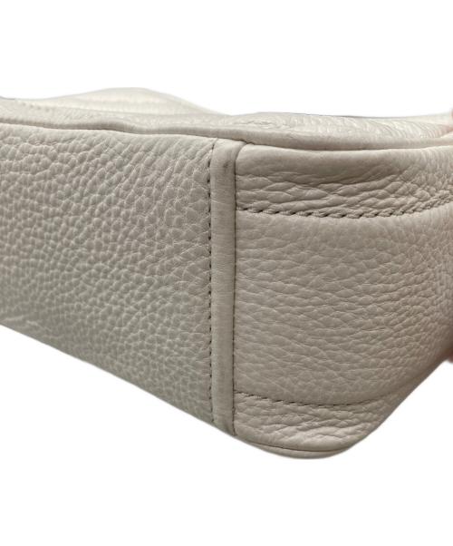 MARC JACOBS（マークジェイコブズ）MARC JACOBS (マークジェイコブズ) THE MOTO SHOTショルダーバッグ ホワイトの古着・服飾アイテム