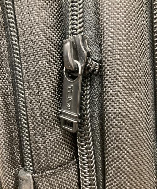 TUMI（トゥミ）TUMI (トゥミ) オーバーナイト・エクスパンダブル・ボーディングブリーフケース ブラックの古着・服飾アイテム