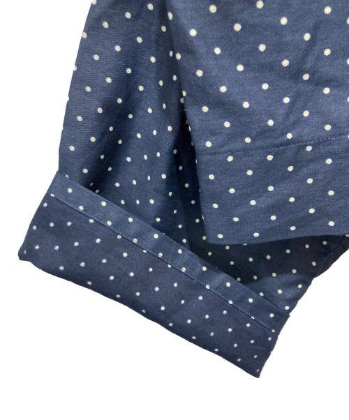 45R（フォーティファイブ・アール）45R (フォーティファイブ・アール) ドットプリントのシュシュスモックブラウス ネイビー サイズ:Freeの古着・服飾アイテム