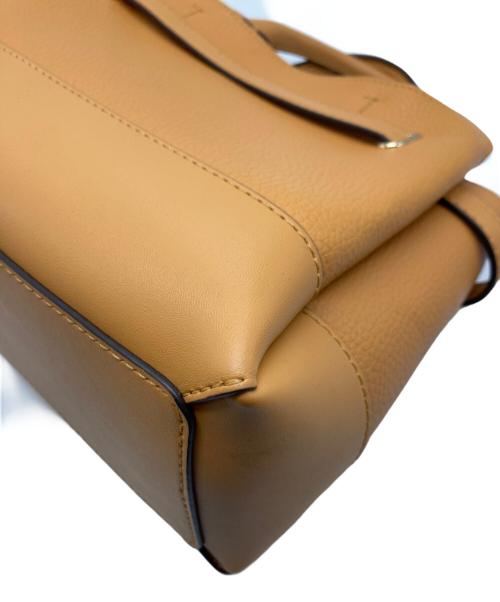 MICHAEL KORS（マイケル・コース）MICHAEL KORS (マイケル・コース) 2WAYショルダーバッグ / REED SM CZ BELTED STCHL LEAHTER / ベルト付きスティッチレザー サイズ:実寸サイズをご参照くださいの古着・服飾アイテム