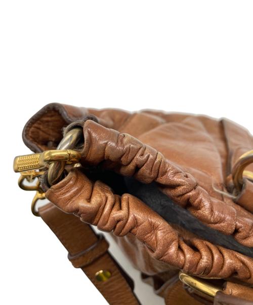 MIU MIU（ミュウミュウ）MIU MIU (ミュウミュウ) ヴィッテロ・リュクス2WAYレザーバッグ ブラウン サイズ:下記参照の古着・服飾アイテム