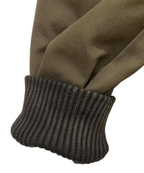 CANADA GOOSE（カナダグース）CANADA GOOSE (カナダグース) LABRADOR BOMBER カーキ サイズ:Sの古着・服飾アイテム