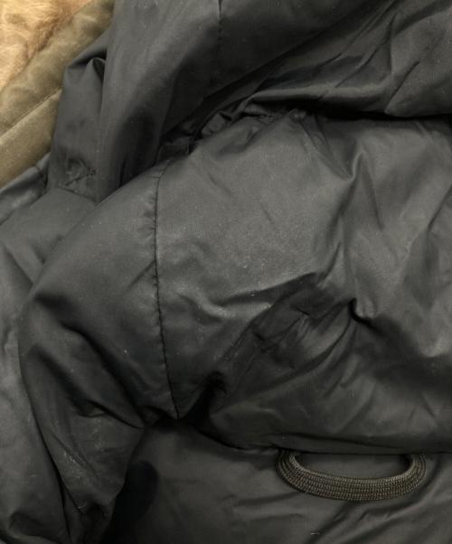 CANADA GOOSE（カナダグース）CANADA GOOSE (カナダグース) LABRADOR BOMBER カーキ サイズ:Sの古着・服飾アイテム