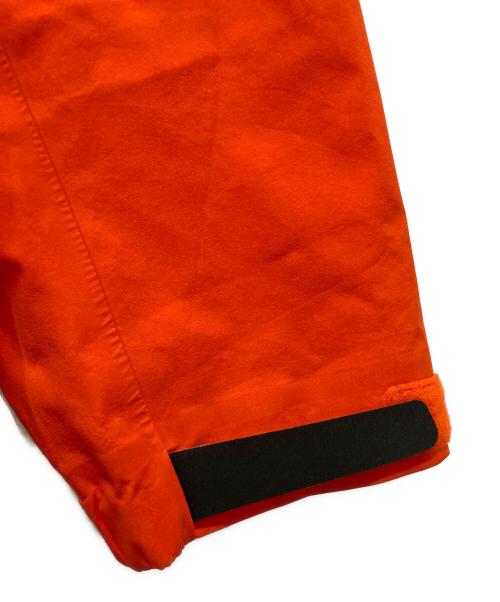 ARC'TERYX（アークテリクス）ARC'TERYX (アークテリクス) ALPHA SV JACKET レッド サイズ:Mの古着・服飾アイテム