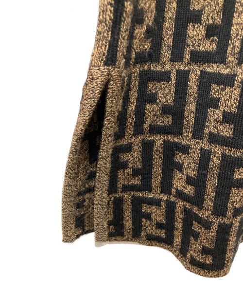 FENDI（フェンディ）FENDI (フェンディ) ズッカ柄ウールニットワンピース ブラウン×ブラック サイズ:-の古着・服飾アイテム