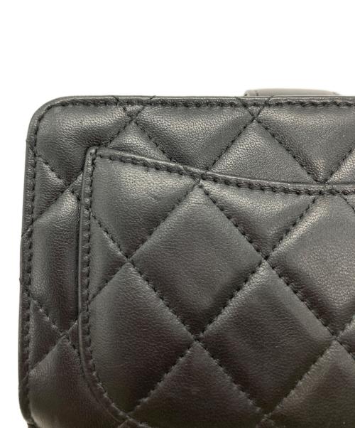 CHANEL（シャネル）CHANEL (シャネル) マトラッセラムスキン二つ折り財布 ブラックの古着・服飾アイテム