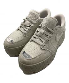 NIKE（ナイキ）の古着「AIR JORDAN 1 BROOKLYN LOW/ナイキ ウィメンズ エアジョーダン1 ブルックリン ロー "ライトボーン/メタリックシルバー"」｜アイボリー