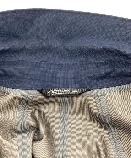 ARC'TERYX（アークテリクス）ARC'TERYX (アークテリクス) Keppel Trench Coat ネイビー サイズ:Sの古着・服飾アイテム