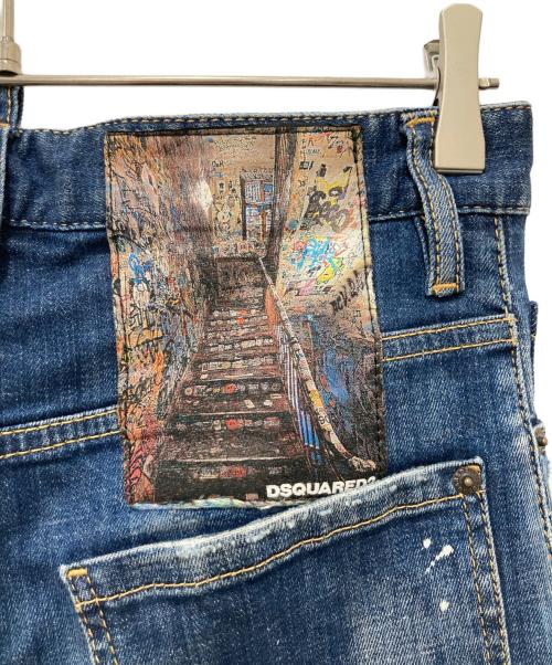 DSQUARED2（ディースクエアード）DSQUARED2 (ディースクエアード) Dark Reveal Wash Sexy Twist Jeans インディゴ サイズ:42の古着・服飾アイテム