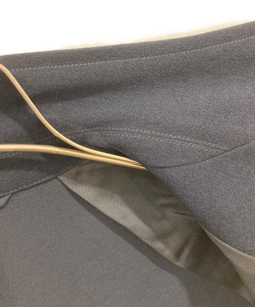 UNITED ARROWS（ユナイテッドアローズ）UNITED ARROWS (ユナイテッドアローズ) オーディナリー ポリエステル/クレープ 4ボタン ダブルジャケット ― ネイビー サイズ:Mの古着・服飾アイテム