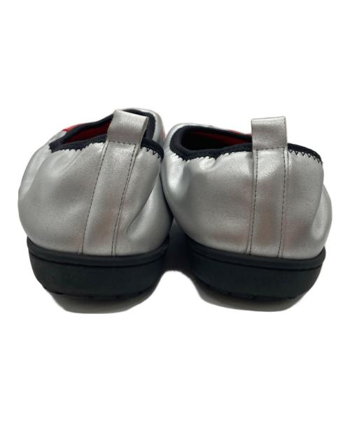 SUBU（スブ）SUBU (スブ) AFB (エーエフビー) STAR MULE シルバー×レッド サイズ:-の古着・服飾アイテム