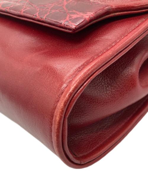 GUCCI（グッチ）GUCCI (グッチ) ショルダーバッグ / レザーショルダーバッグ レッドの古着・服飾アイテム