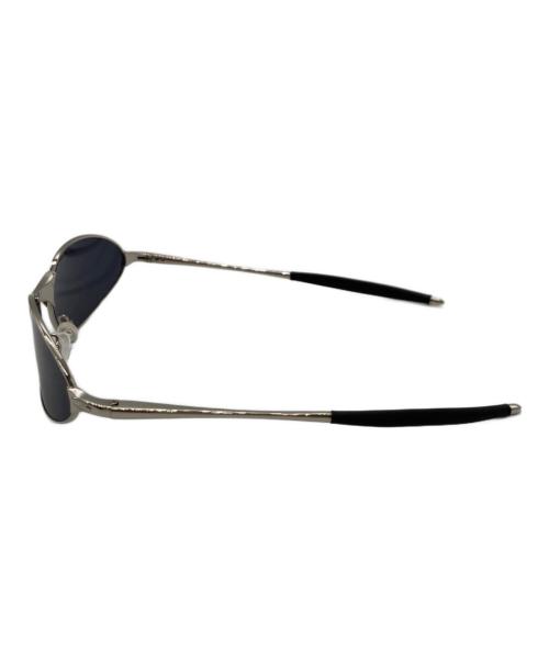 OAKLEY（オークリー）OAKLEY (オークリー) B Wire 3.0 / サングラス シルバーの古着・服飾アイテム