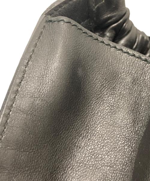 GUCCI（グッチ）GUCCI (グッチ) レザーハンドバッグ ブラックの古着・服飾アイテム