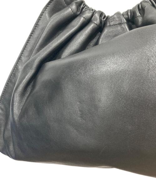 GUCCI（グッチ）GUCCI (グッチ) レザーハンドバッグ ブラックの古着・服飾アイテム