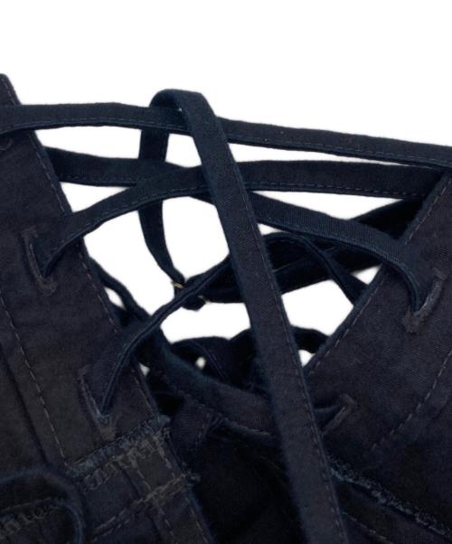 45R（フォーティファイブ・アール）45R (フォーティファイブ・アール) 薄バックサテンのティアードフリルキャミ ネイビー サイズ:Freeの古着・服飾アイテム