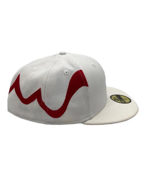 New Era（ニューエラ）New Era (ニューエラ) 岡本太郎 (オカモトタロウ) キャップ ホワイトの古着・服飾アイテム