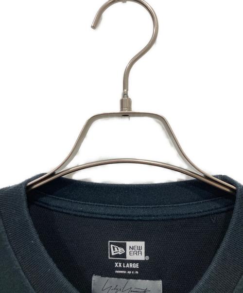 New Era（ニューエラ）New Era (ニューエラ) Yohji Yamamoto pour homme (ヨウジヤマモト プールオム) OVERSIZE PERFORM T ブラック サイズ:XXLの古着・服飾アイテム