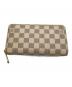 LOUIS VUITTON（ルイ ヴィトン）の古着「ダミエ・アズール ジッピー ウォレット / ラウンドファスナー財布」｜ホワイト
