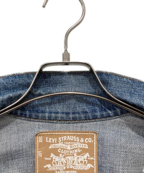 LEVI'S（リーバイス）LEVI'S (リーバイス) FRAGMENT DESIGN (フラグメントデザイン) 1st Type TRUCKER DENIM JACKET / Fenom Gold Package インディゴ サイズ:Lの古着・服飾アイテム