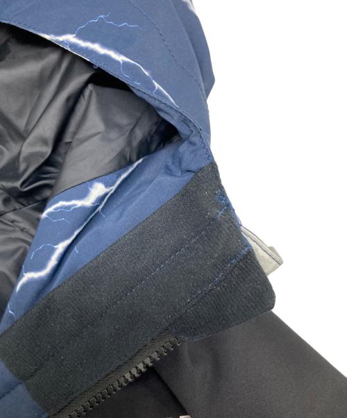 THE NORTH FACE（ザ ノース フェイス）THE NORTH FACE (ザ ノース フェイス) NOVELTY MOUNTAIN LIGHT JACKET ブラック×ネイビー サイズ:Lの古着・服飾アイテム