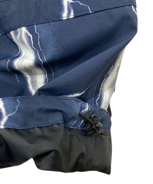 THE NORTH FACE（ザ ノース フェイス）THE NORTH FACE (ザ ノース フェイス) NOVELTY MOUNTAIN LIGHT JACKET ブラック×ネイビー サイズ:Lの古着・服飾アイテム