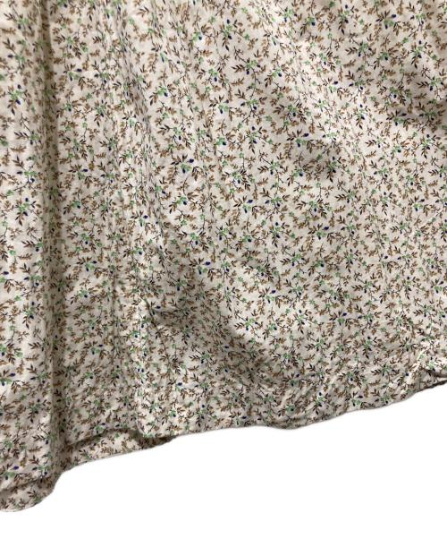 45R（フォーティファイブ・アール）45R (フォーティファイブ・アール) ツタフラワープリントのイージーギャザースカート ベージュ サイズ:FREEの古着・服飾アイテム