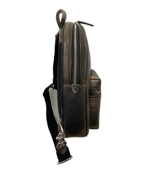 COACH（コーチ）COACH (コーチ) チャーター パック・ラブド レザー  ブラウン サイズ:実寸サイズをご参照くださいの古着・服飾アイテム