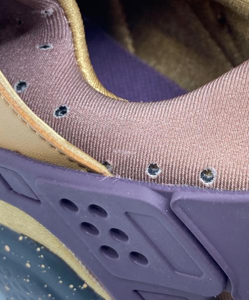 NIKE（ナイキ）NIKE (ナイキ) AIR HUARACHE RUN PRM ブラウン サイズ:28.5cmの古着・服飾アイテム