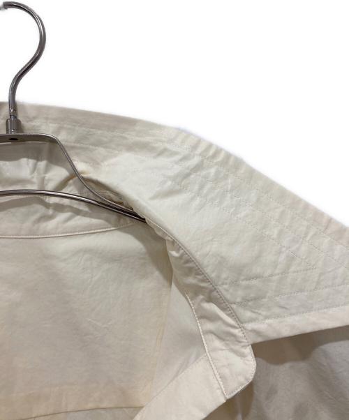 Ameri（アメリ）Ameri (アメリ) LONG COLLAR CALENDERING SHIRT ベージュ サイズ:FREEの古着・服飾アイテム