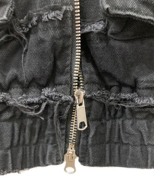 REFLEM（レフレム）REFLEM (レフレム) ツギハギベルト付きハイネックジップパーカー ブラック サイズ:FREEの古着・服飾アイテム