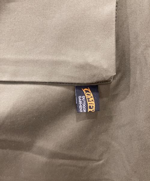 CMF OUTDOOR GARMENT（コンフィーアウトドアガーメント）CMF OUTDOOR GARMENT (コンフィーアウトドアガーメント) NO USELESS OVERALLS / オーバーオール カーキ サイズ:Mの古着・服飾アイテム