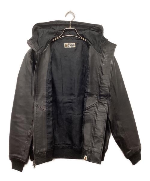 A BATHING APE（ア ベイシング エイプ）A BATHING APE (ア ベイシング エイプ) フーデッドカウレザージャケット/スノボジャケット ブラック サイズ:Mの古着・服飾アイテム