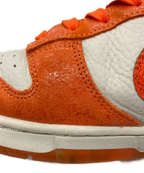 NIKE（ナイキ）NIKE (ナイキ) NIKE WMNS DUNK LOW LIGHT BONE/SAFETY ORANGE-LASER ORANGE 23FA-I オレンジ サイズ:US 9.5の古着・服飾アイテム